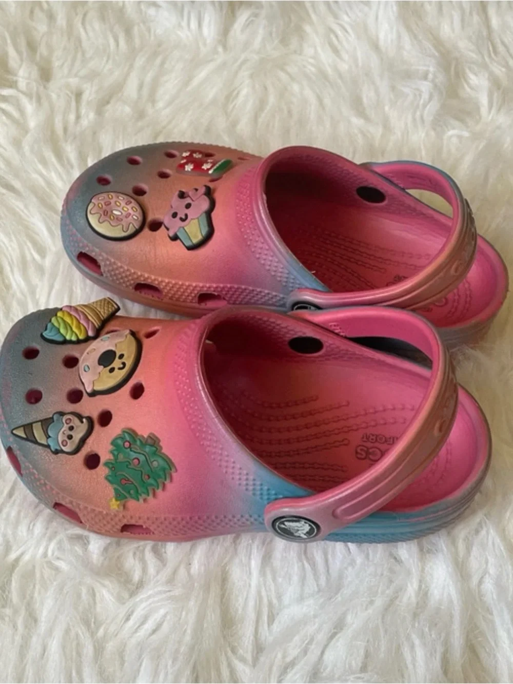 CROCS size 10